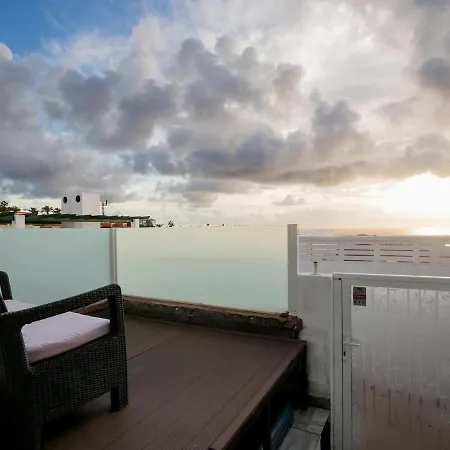 204 Atalaya 2 Bedrooms, Sea View, Private Parking Apartment *