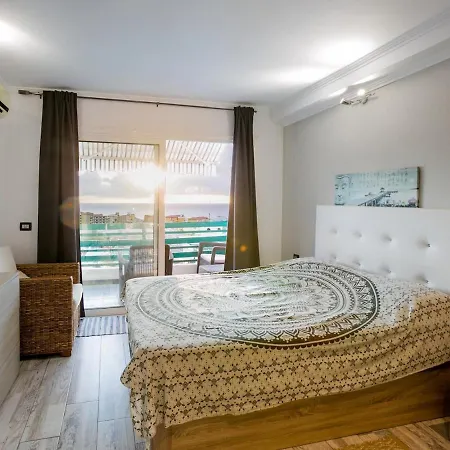 204 Atalaya 2 Bedrooms, Sea View, Private Parking Apartamento *